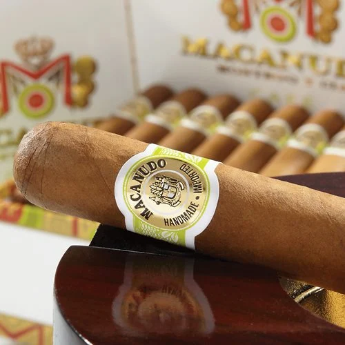 Macanudo Café